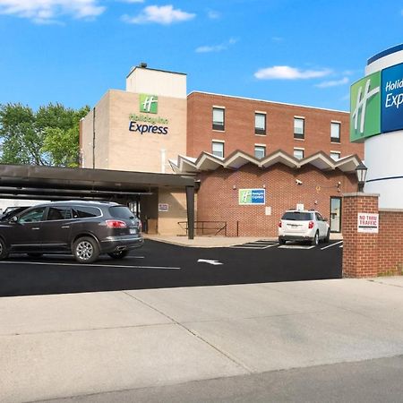 Holiday Inn Express - Columbus Downtown By Ihg מראה חיצוני תמונה