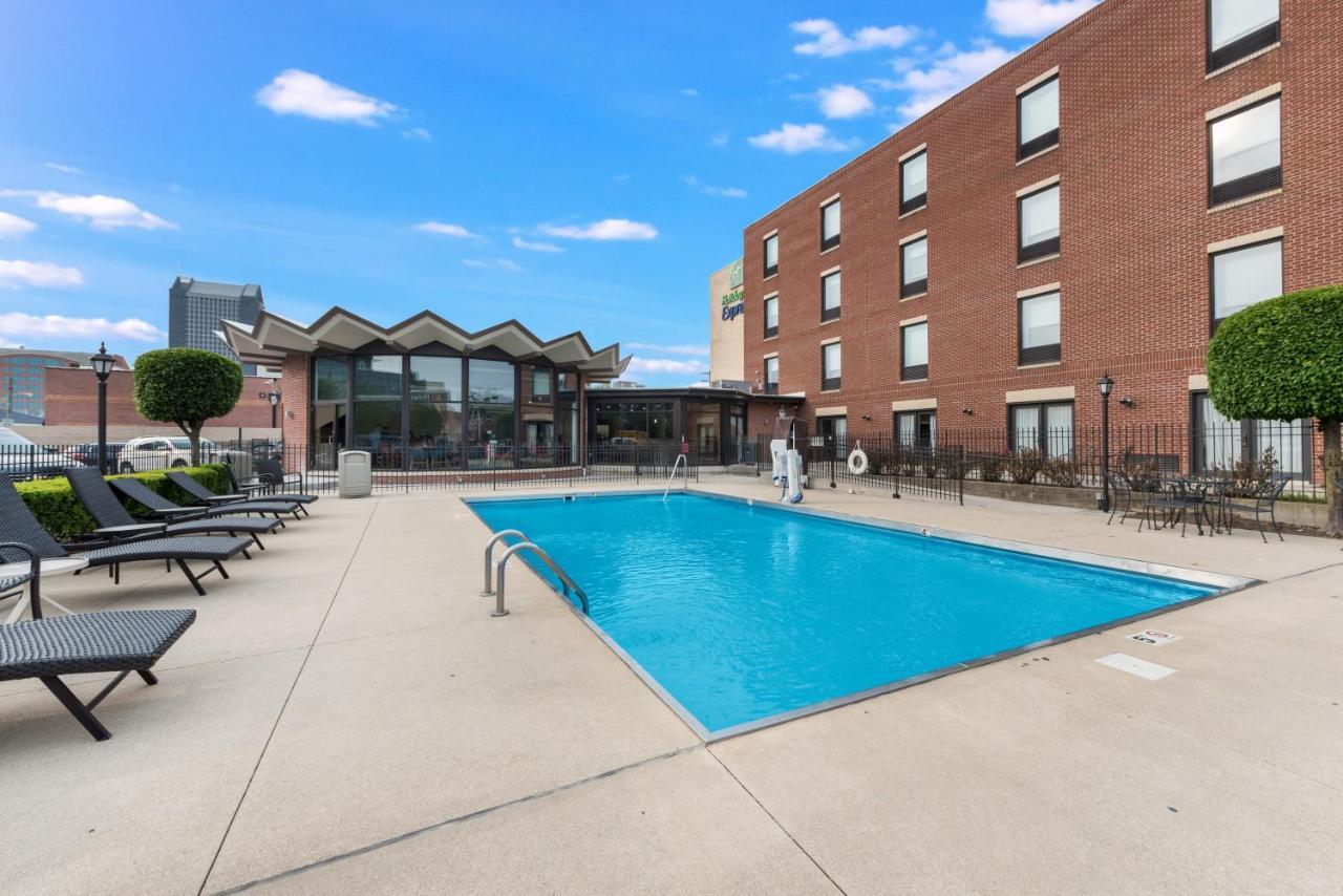 Holiday Inn Express - Columbus Downtown By Ihg מראה חיצוני תמונה